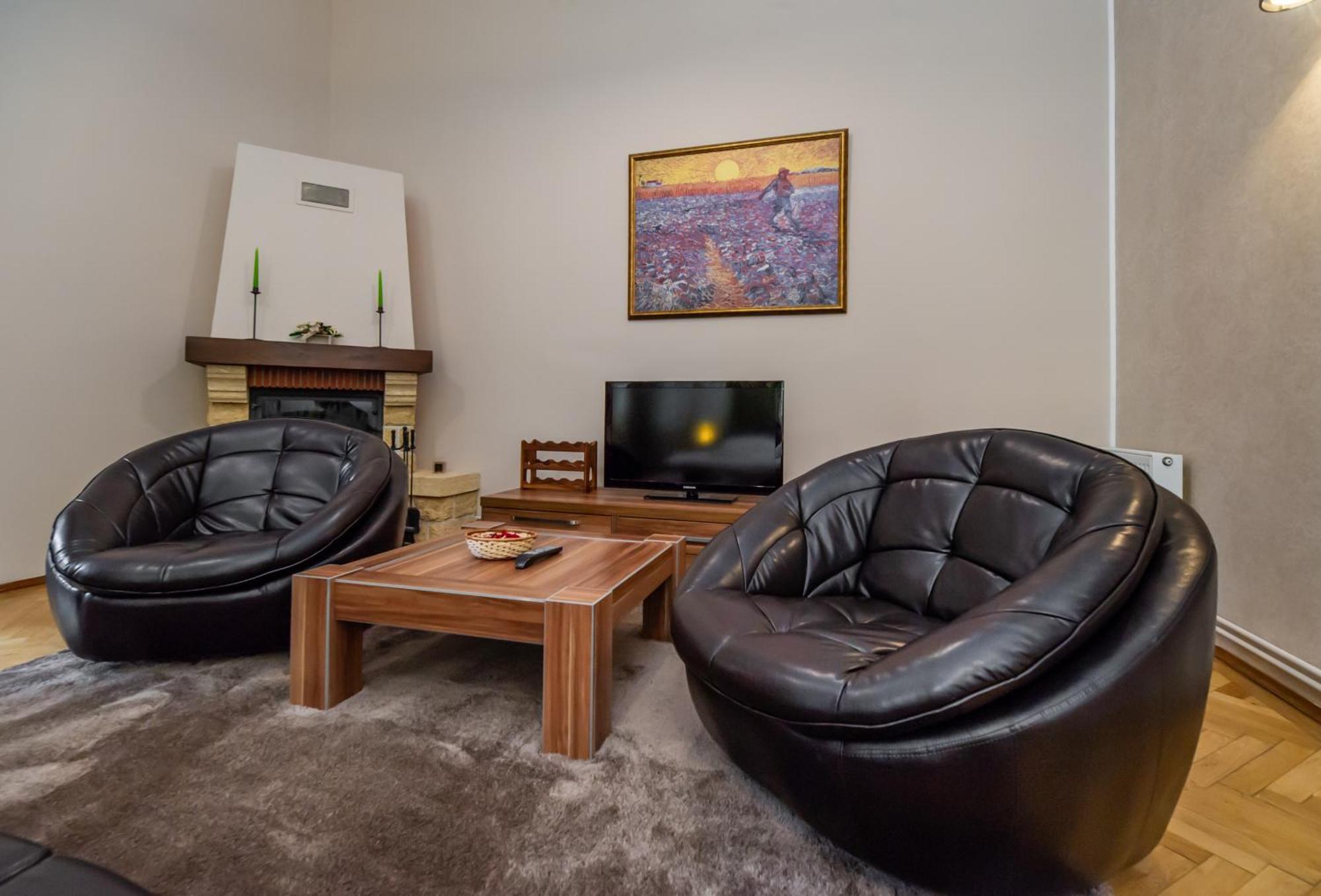 Select City Center Apartments Braşov Eksteriør billede