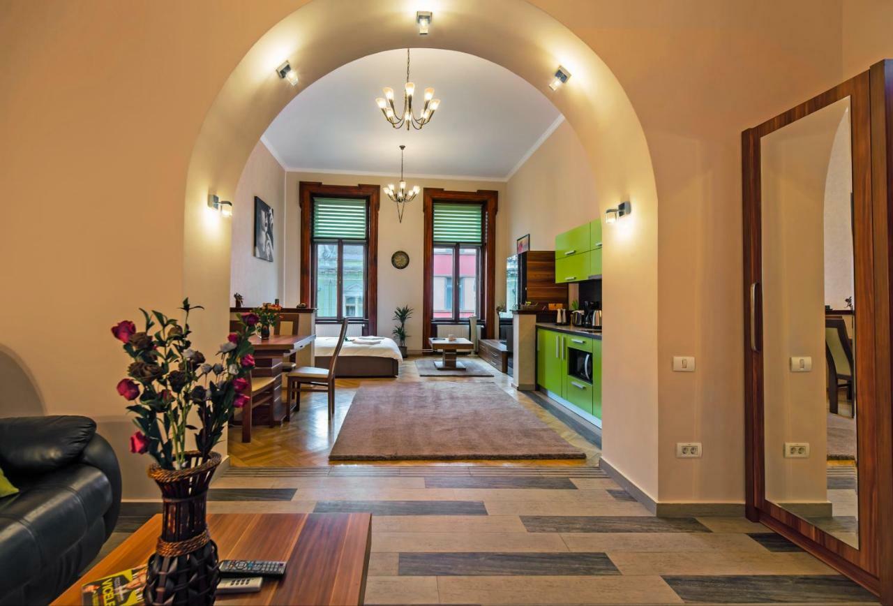 Select City Center Apartments Braşov Eksteriør billede