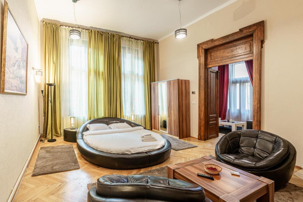 Select City Center Apartments Braşov Eksteriør billede
