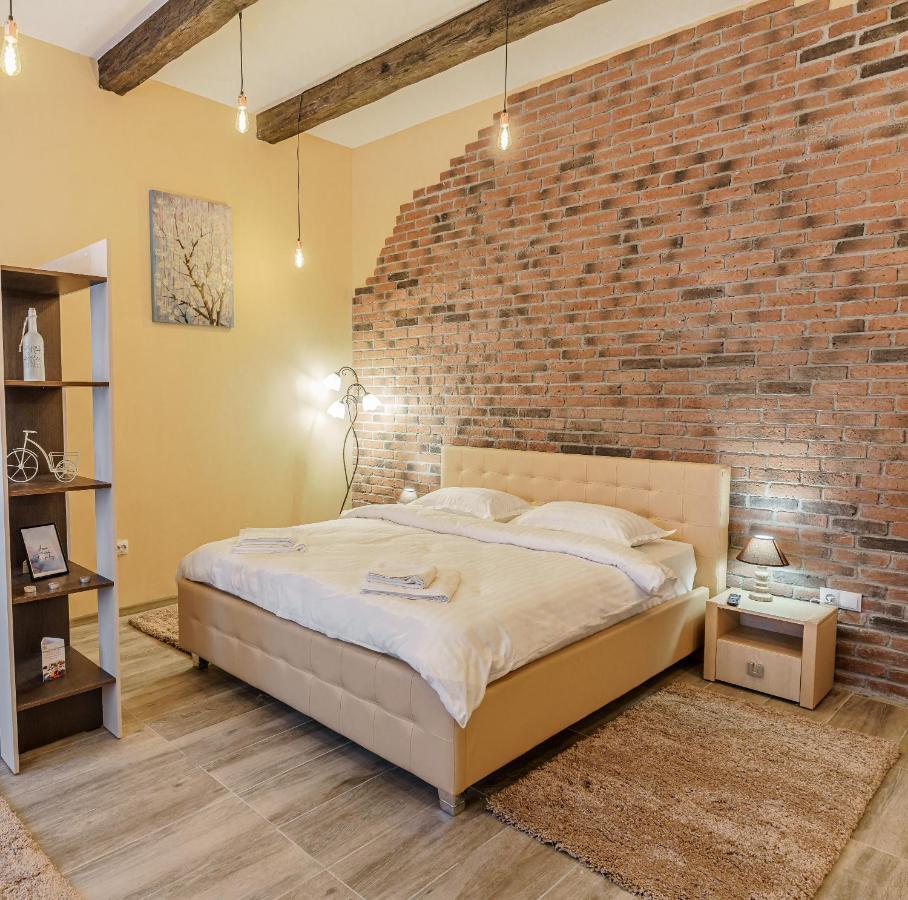 Select City Center Apartments Braşov Eksteriør billede